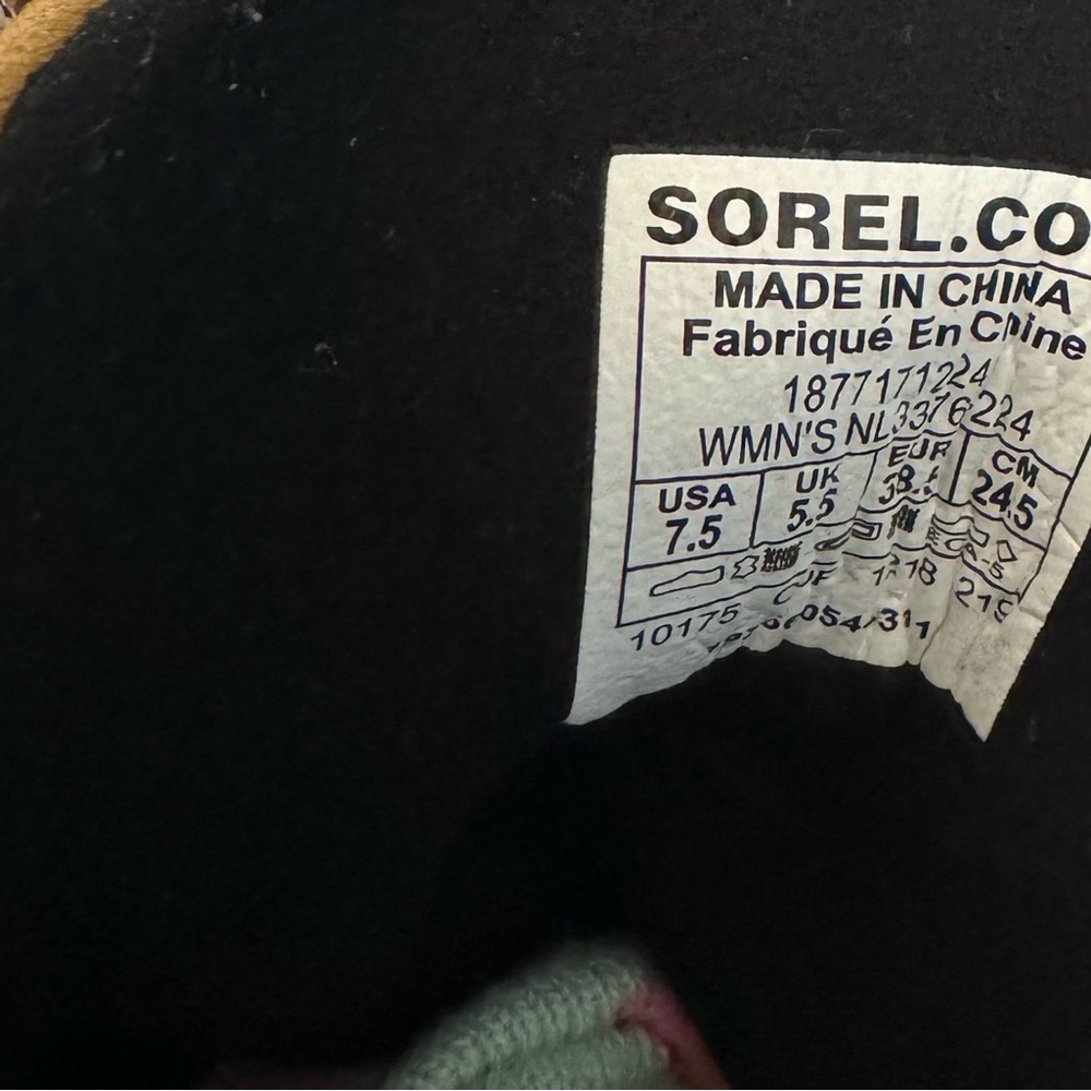Sorel Women's Tan & Black Boots